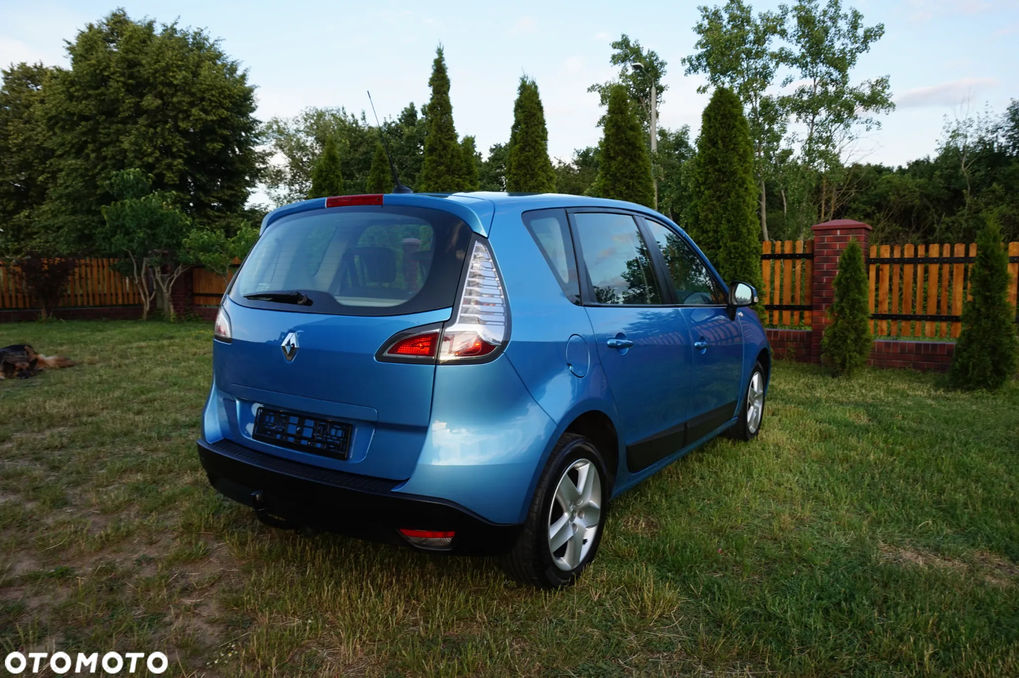 Renault Scenic 1.6 16V 110 TomTom Edition - 12