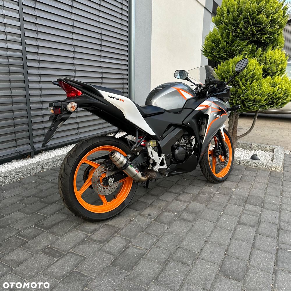 Honda CBR - 3
