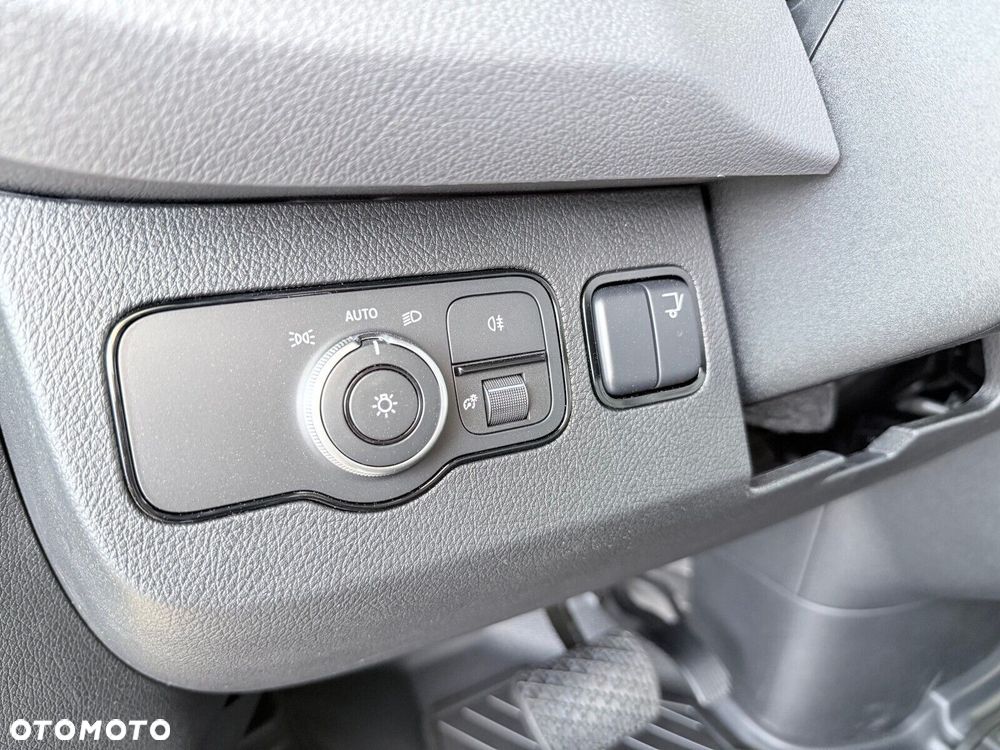 Mercedes-Benz Sprinter 517 cdi długi 4325 mm. - 22