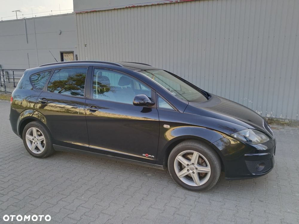 Seat Altea XL 1.6 TDI DPF CR Reference Copa - 3