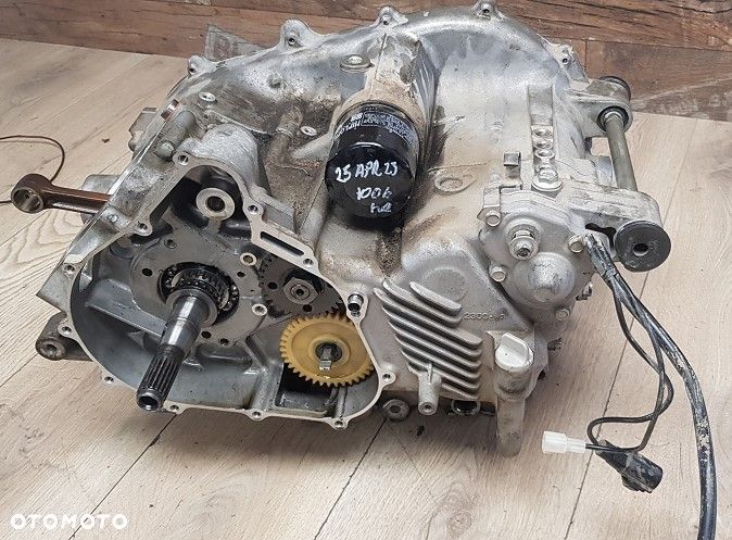 Silnik skrzynia wał korbowy Yamaha Grizzly Kodiak 450 YFM450 - 2