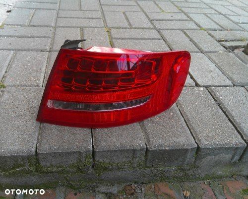 AUDI A4 B8 08- PRAWA TYLNA LAMPA AVANT KOMBI LED 8K9945096B - 1