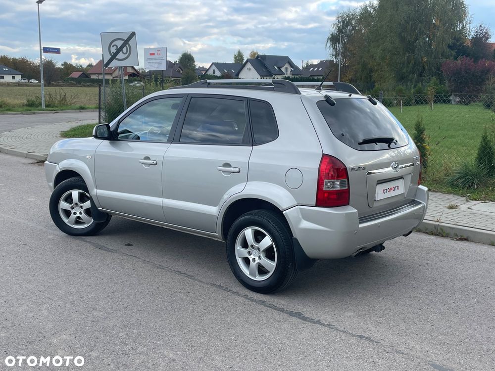 Hyundai Tucson 2.0 CRDi VGT 2WD Automatik GLS - 22