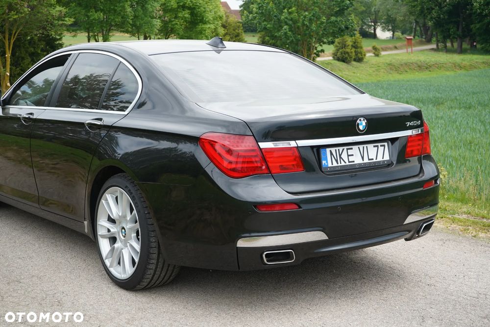 BMW Seria 7 740d xDrive - 5