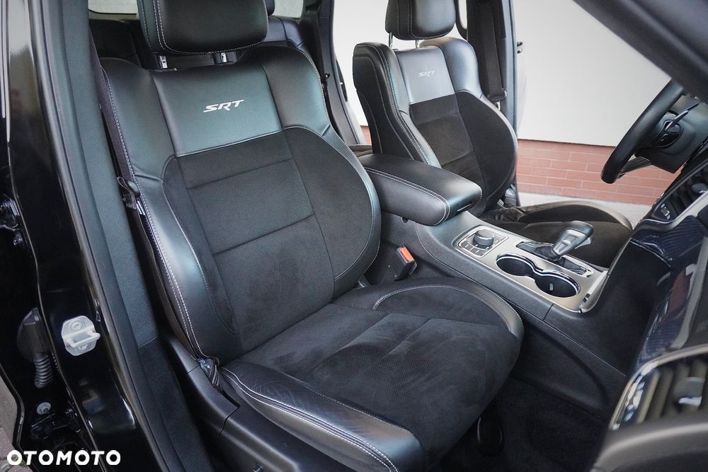 Jeep Grand Cherokee SRT Night - 2