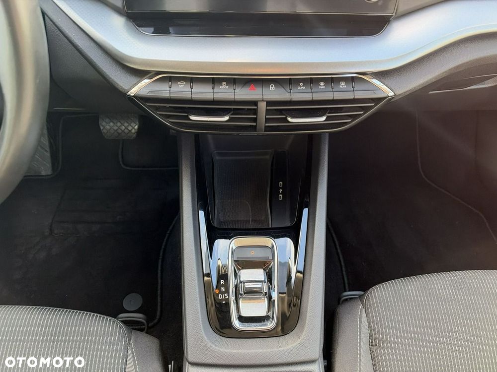 Skoda Octavia 2.0 TDI Ambition DSG - 25