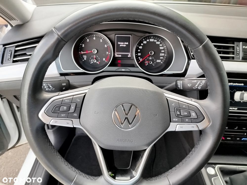 Volkswagen Passat 1.5 TSI EVO Business - 15