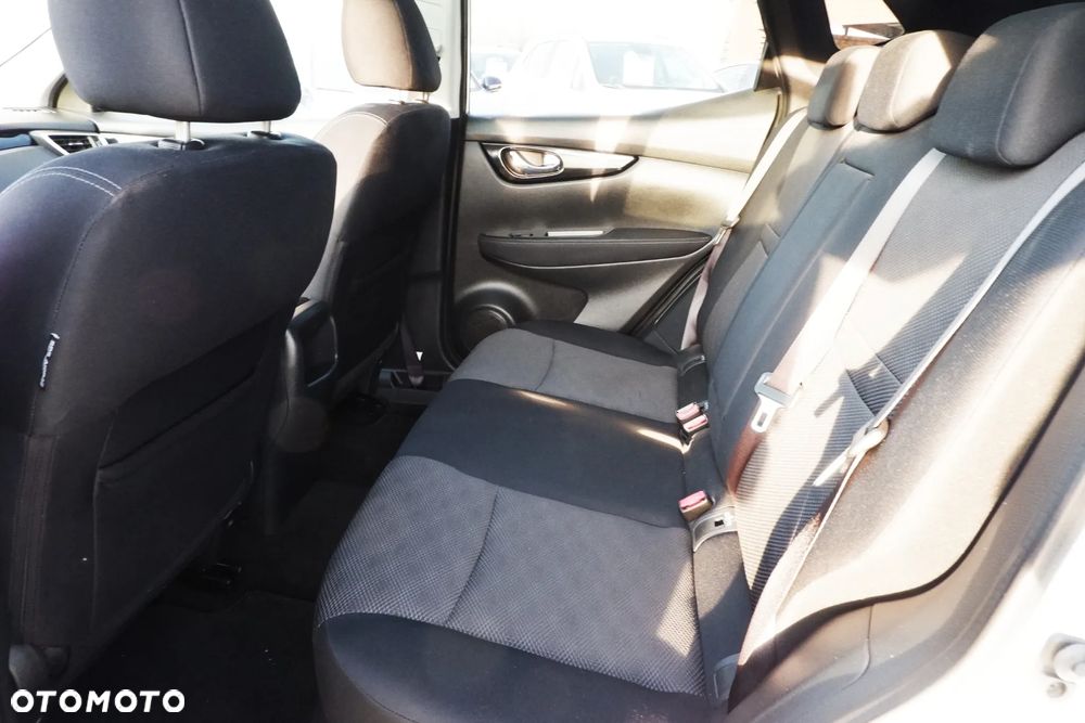 Nissan Qashqai 1.6 DCi Xtronic N-Connecta - 31