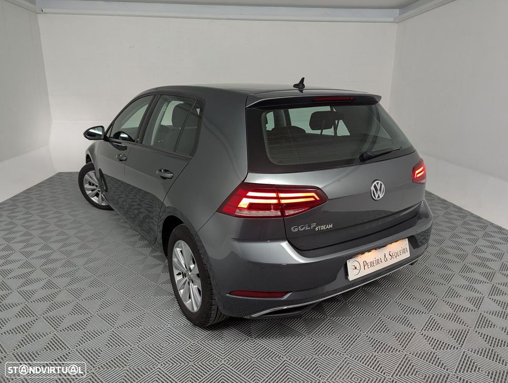 VW Golf 1.5 TSI Confortline - 6