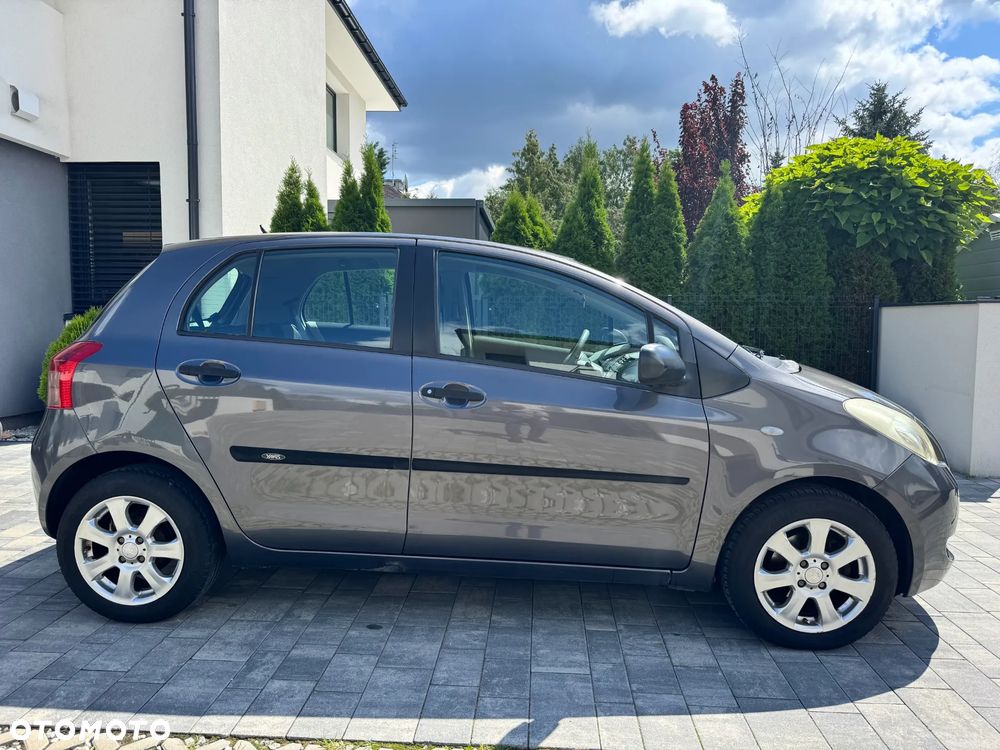Toyota Yaris 1.3 Luna A/C - 4