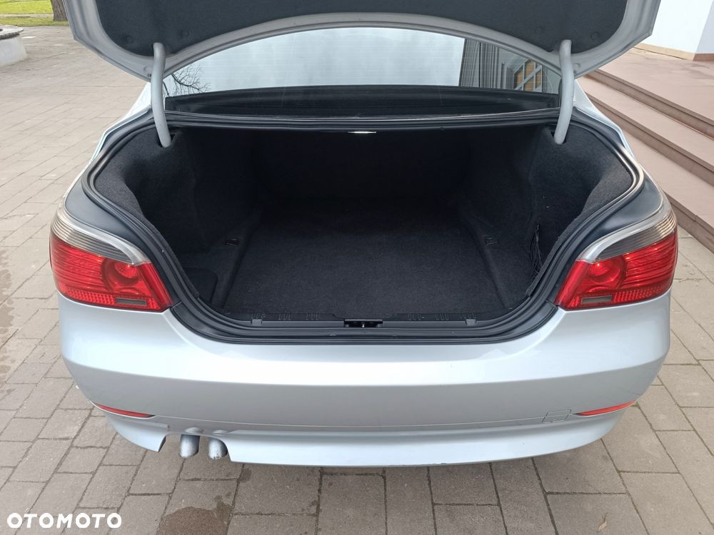 BMW Seria 5 - 36