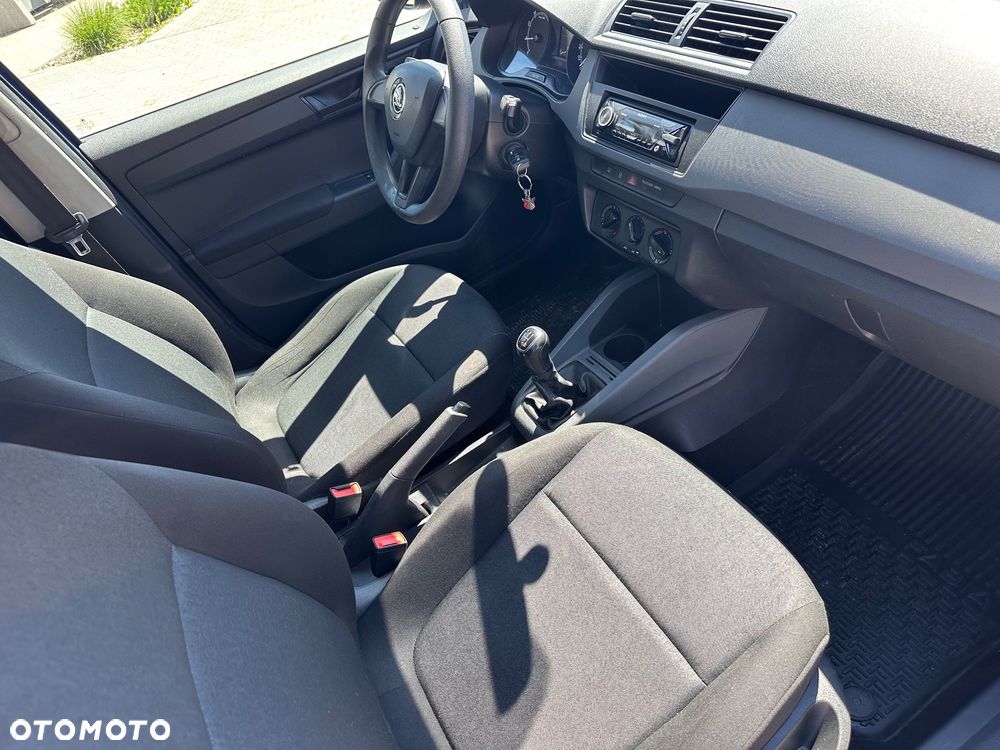 Skoda Fabia 1.0 Ambition Plus - 10