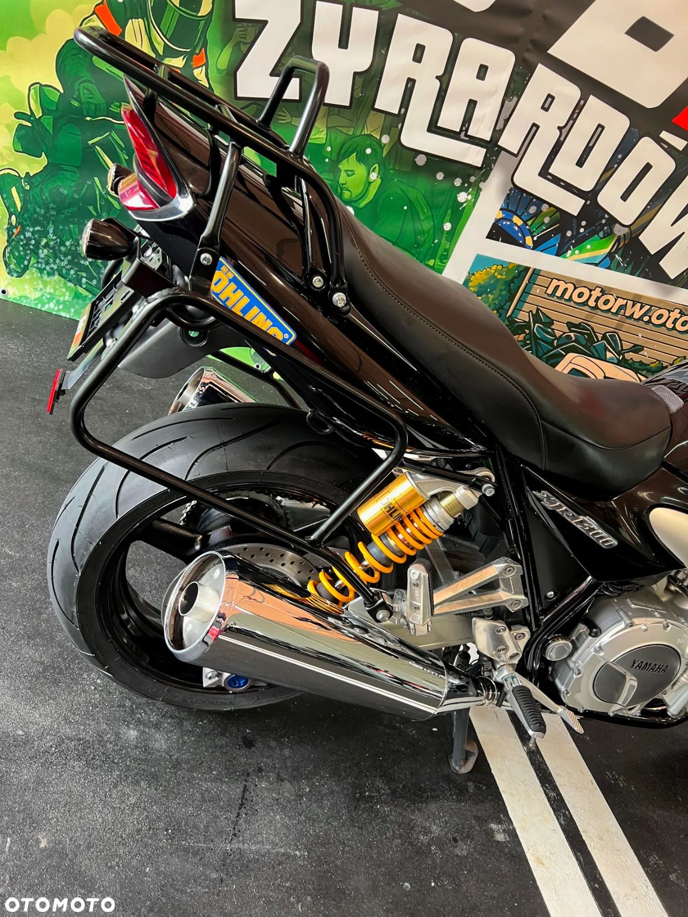 Yamaha XJR - 19
