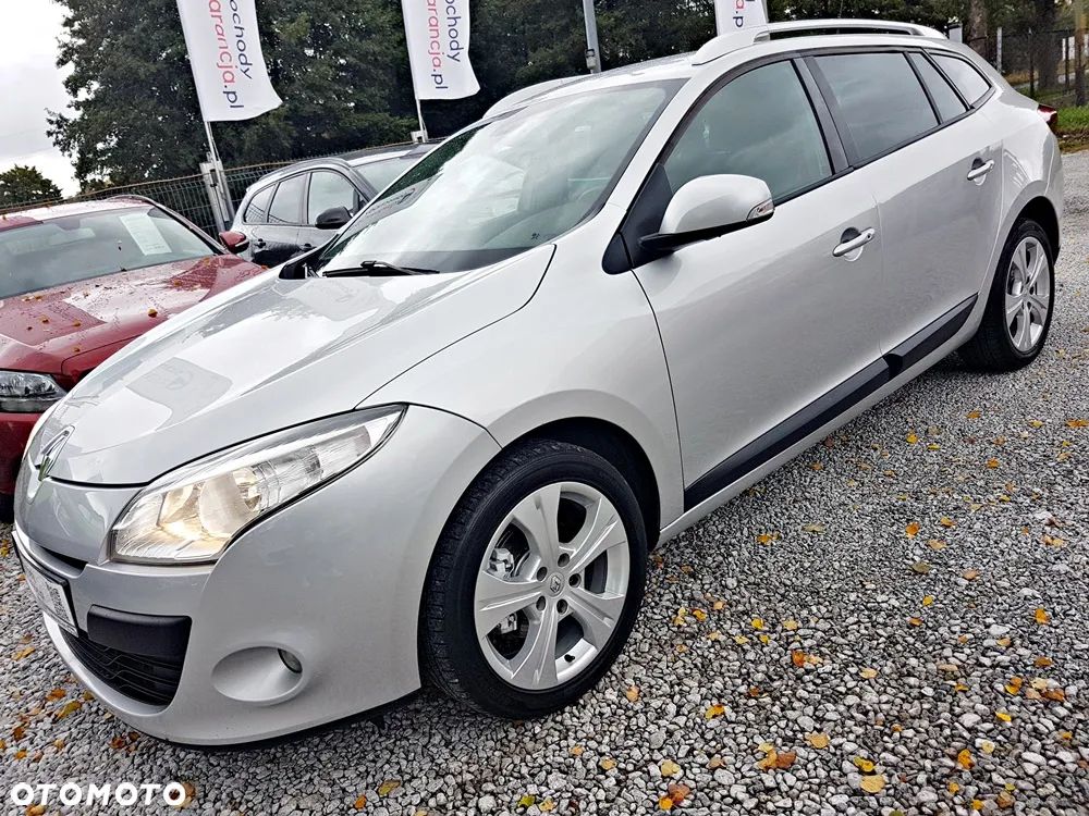 Renault Megane Grandtour 2.0 140 CVT Dynamique - 32