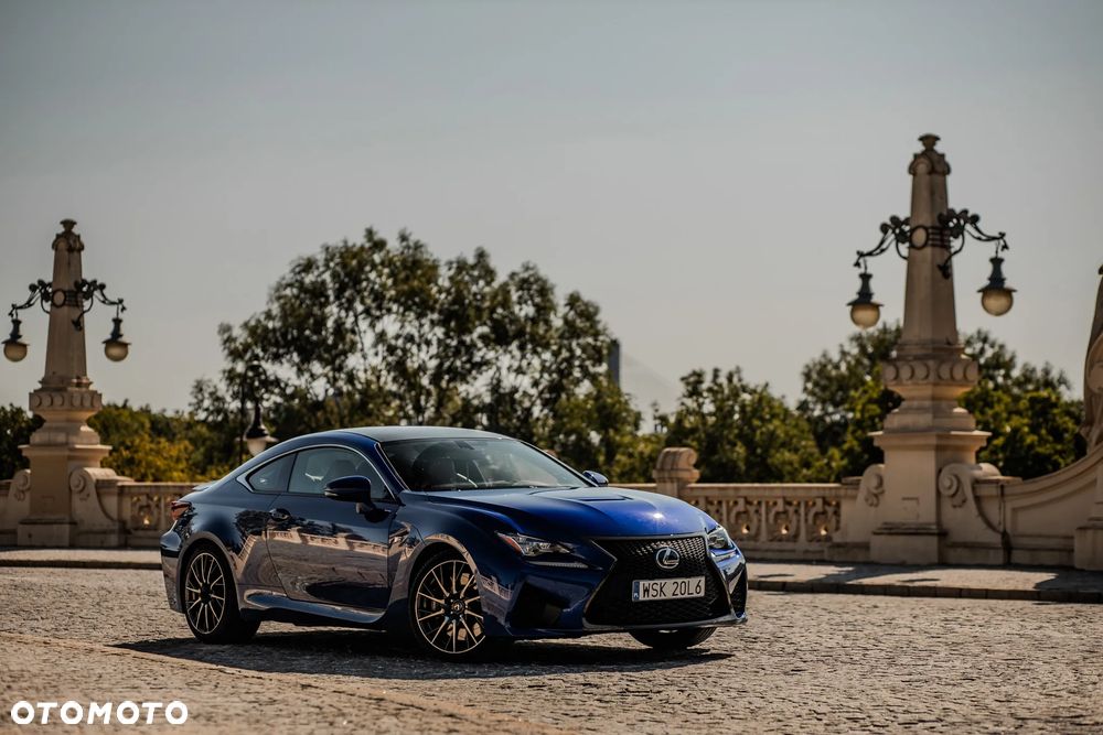 Lexus RC F Carbon - 5