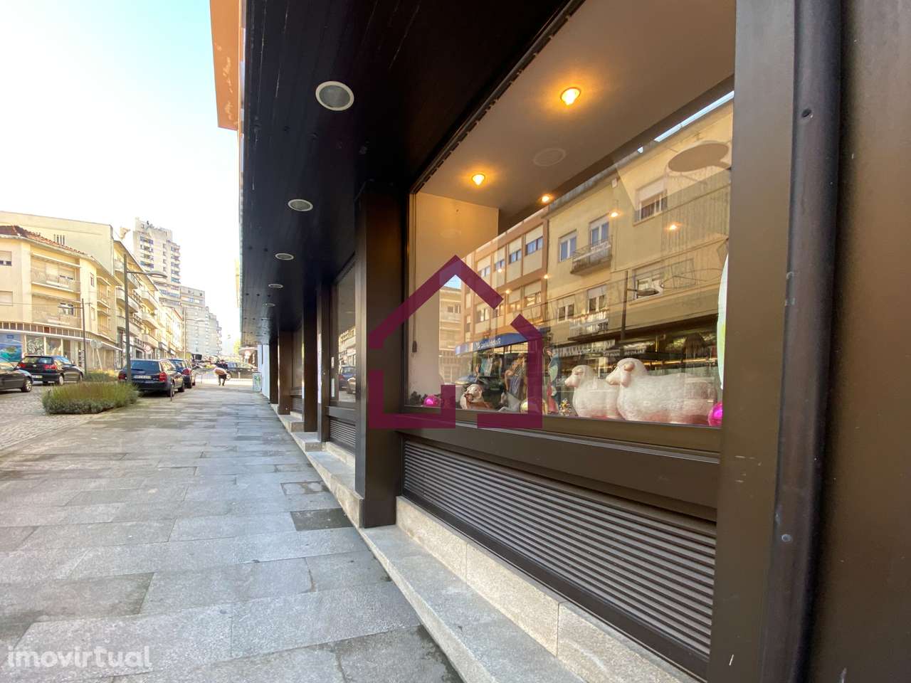 Padaria / Pastelaria no CENTRO de São João da Madeira - Grande imagem: 2/15