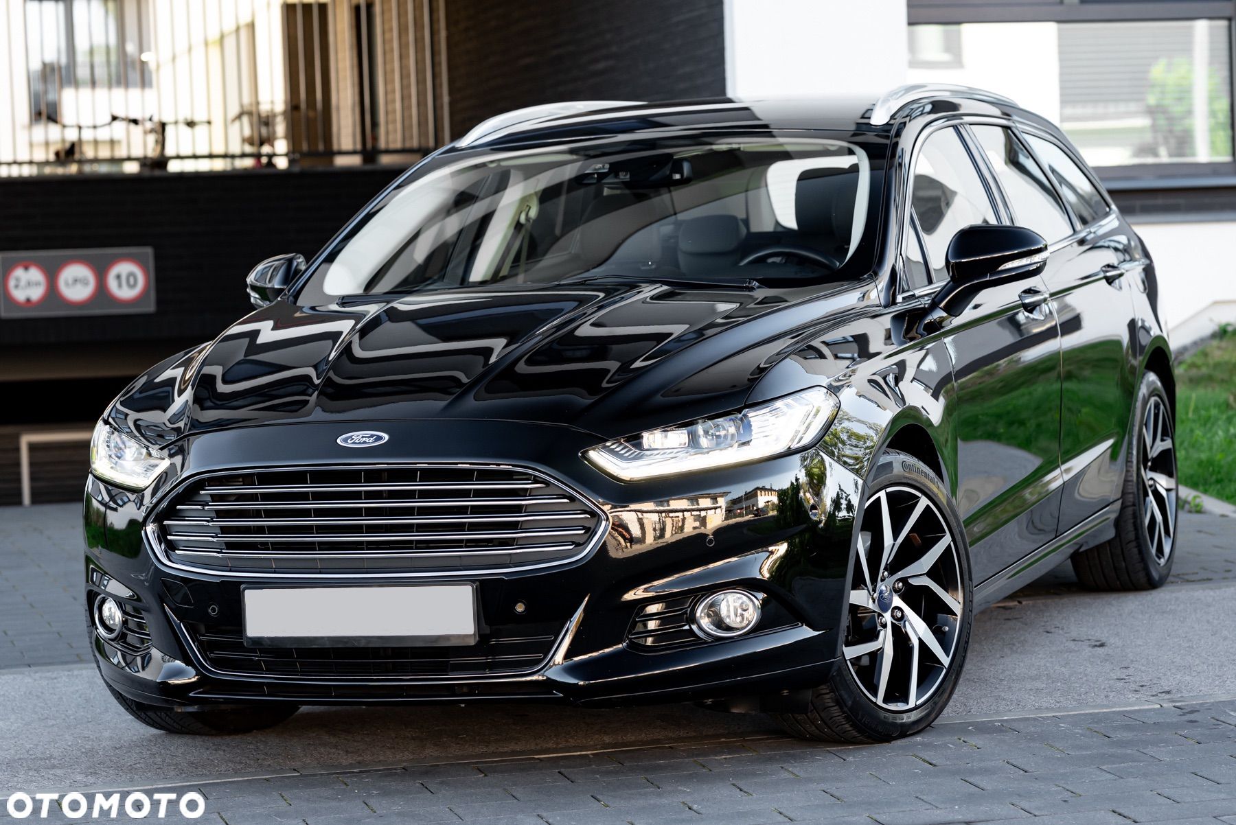 Ford Mondeo - 1