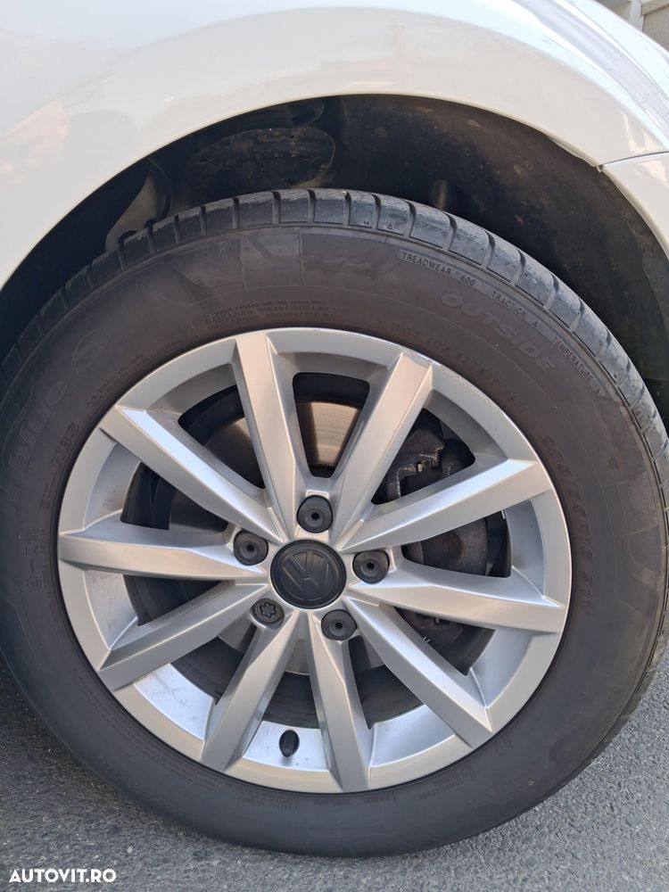 Volkswagen Golf 1.6 TDI BlueMotion Technology DSG Cup - 11