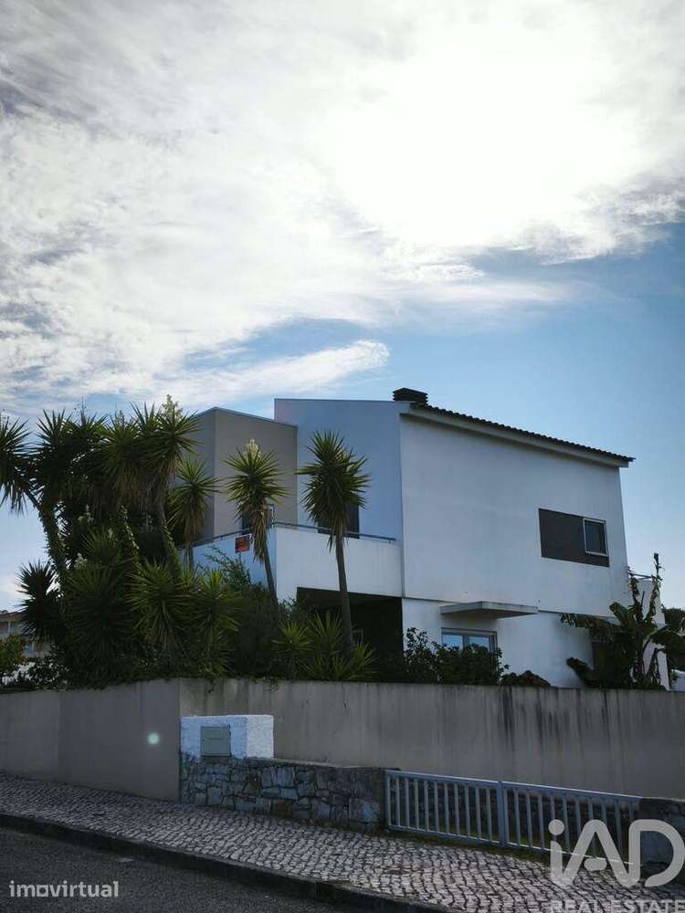 Casa / Villa T4 em Lavos - Grande imagem: 2/19