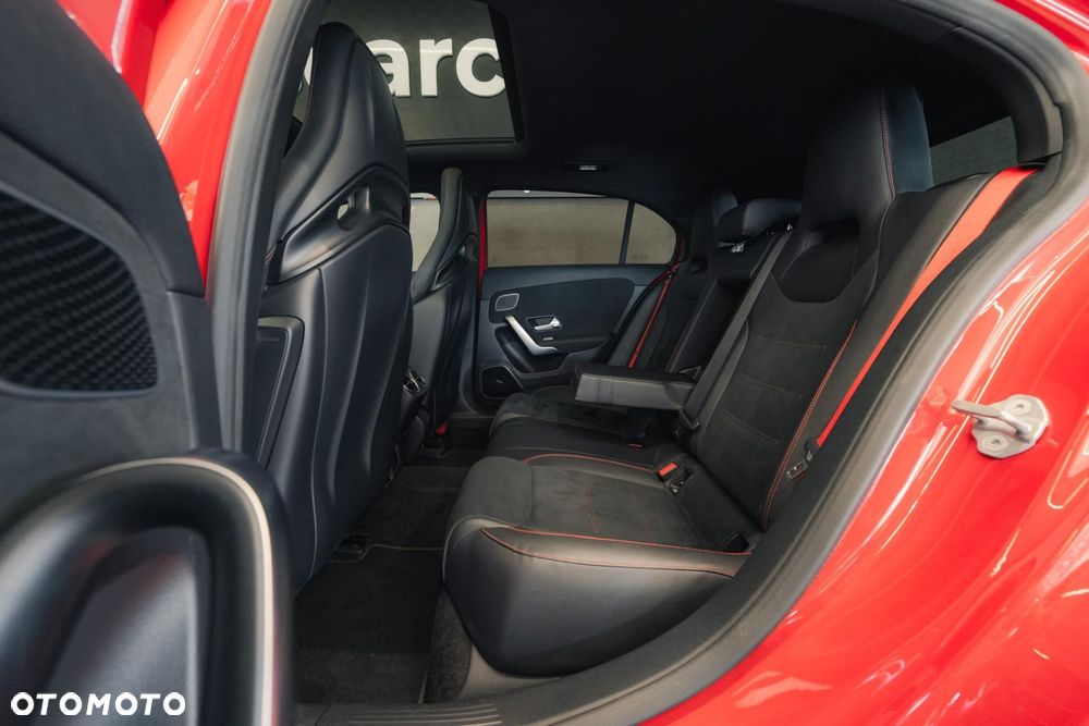 Mercedes-Benz Klasa A 35 AMG 4-Matic 7G-DCT - 15