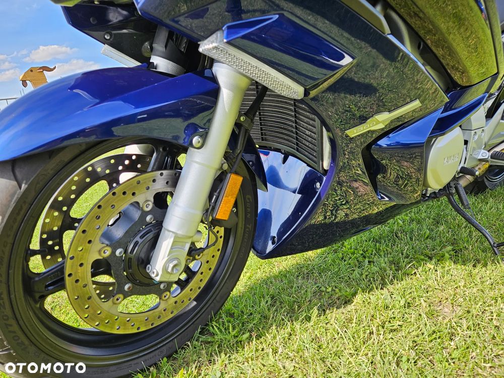 Yamaha FJR - 23