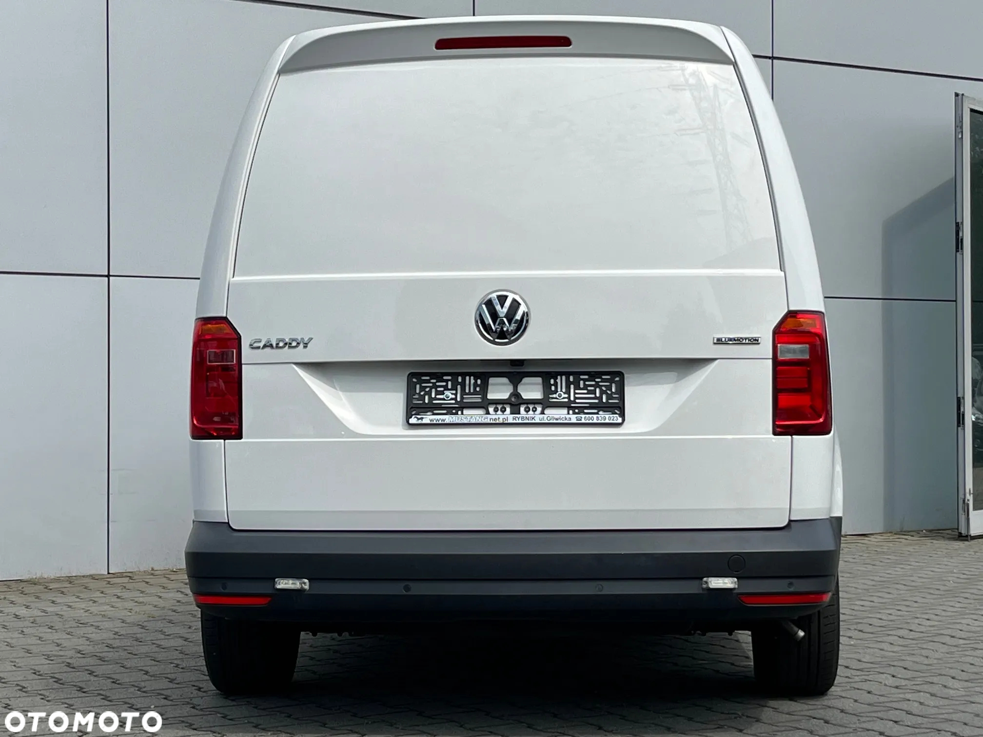 Volkswagen Caddy Maxi - 12