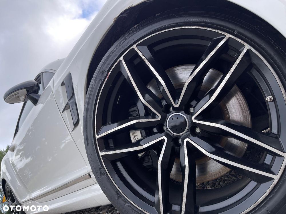 Bentley Continental GT - 40