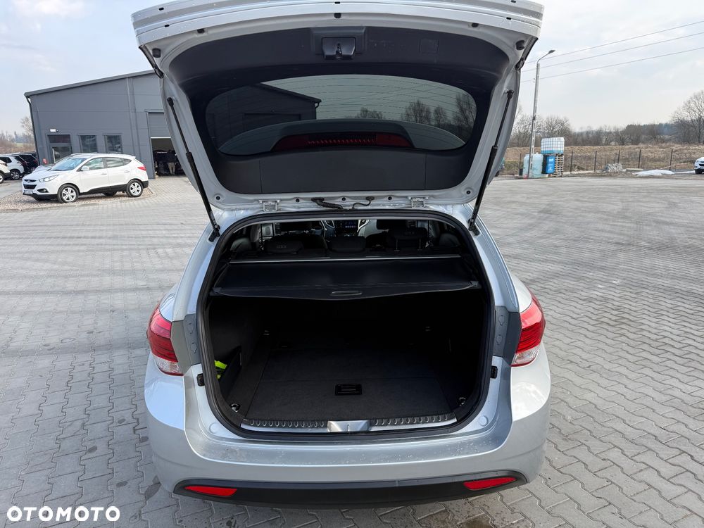 Hyundai i40 Kombi 1.7 CRDi Premium - 9