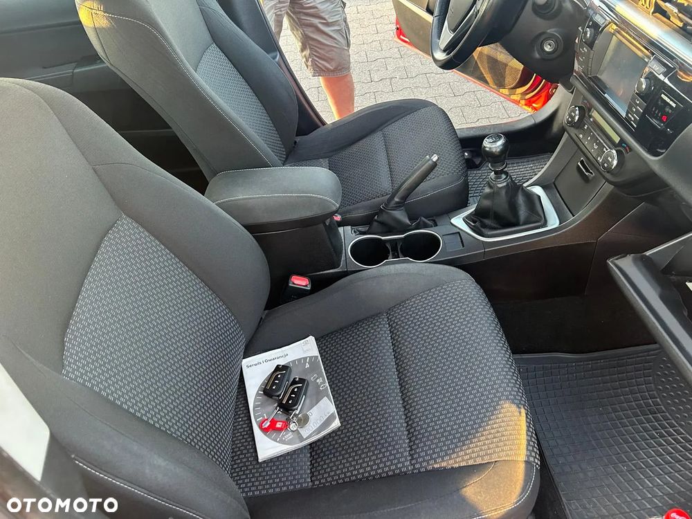 Toyota Corolla 1.6 Active - 8