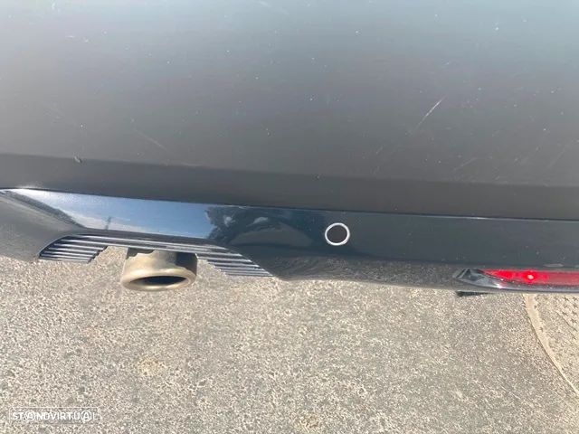Citroën C4 PureTech 130 Stop&Start EAT8 SHINE - 10