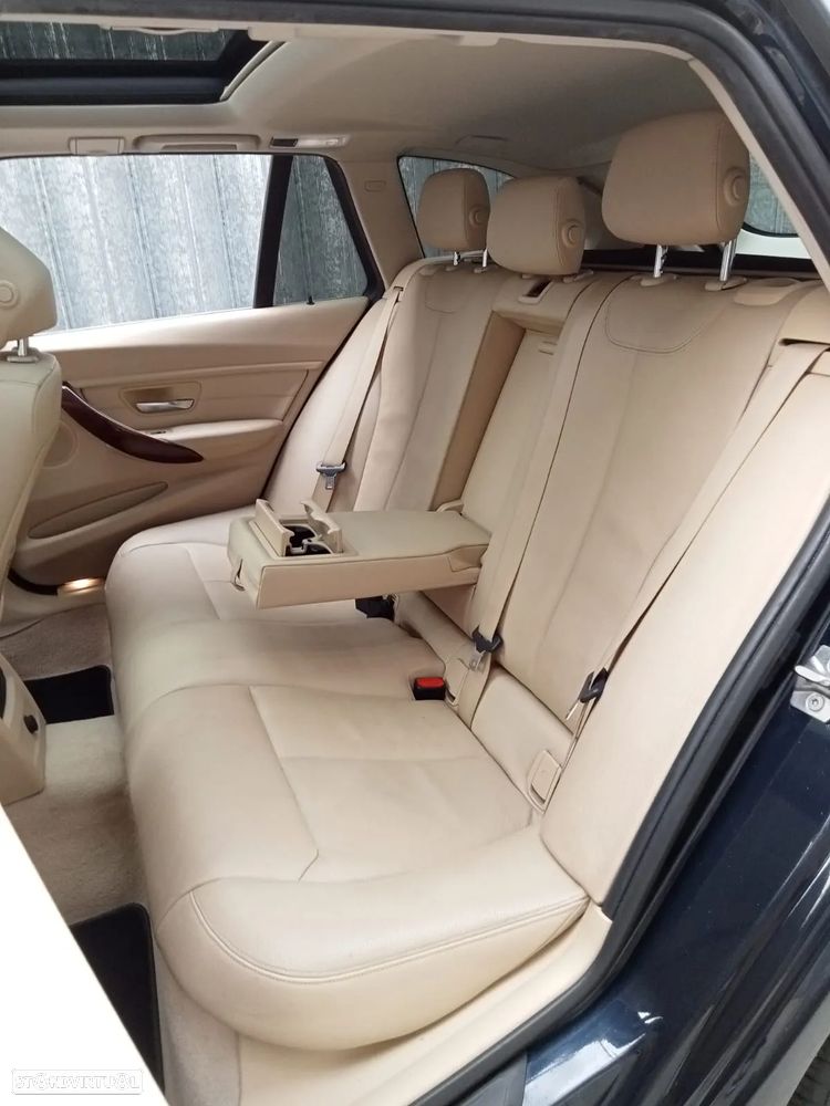 BMW 320 d Touring Aut. Luxury Line - 21