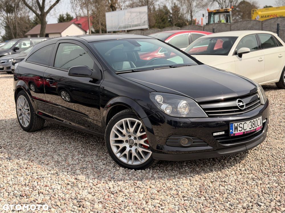 Opel Astra 2.0 T Cosmo - 9