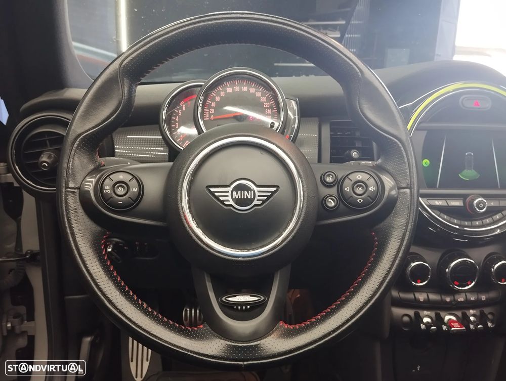 MINI Cabrio Cooper - 24