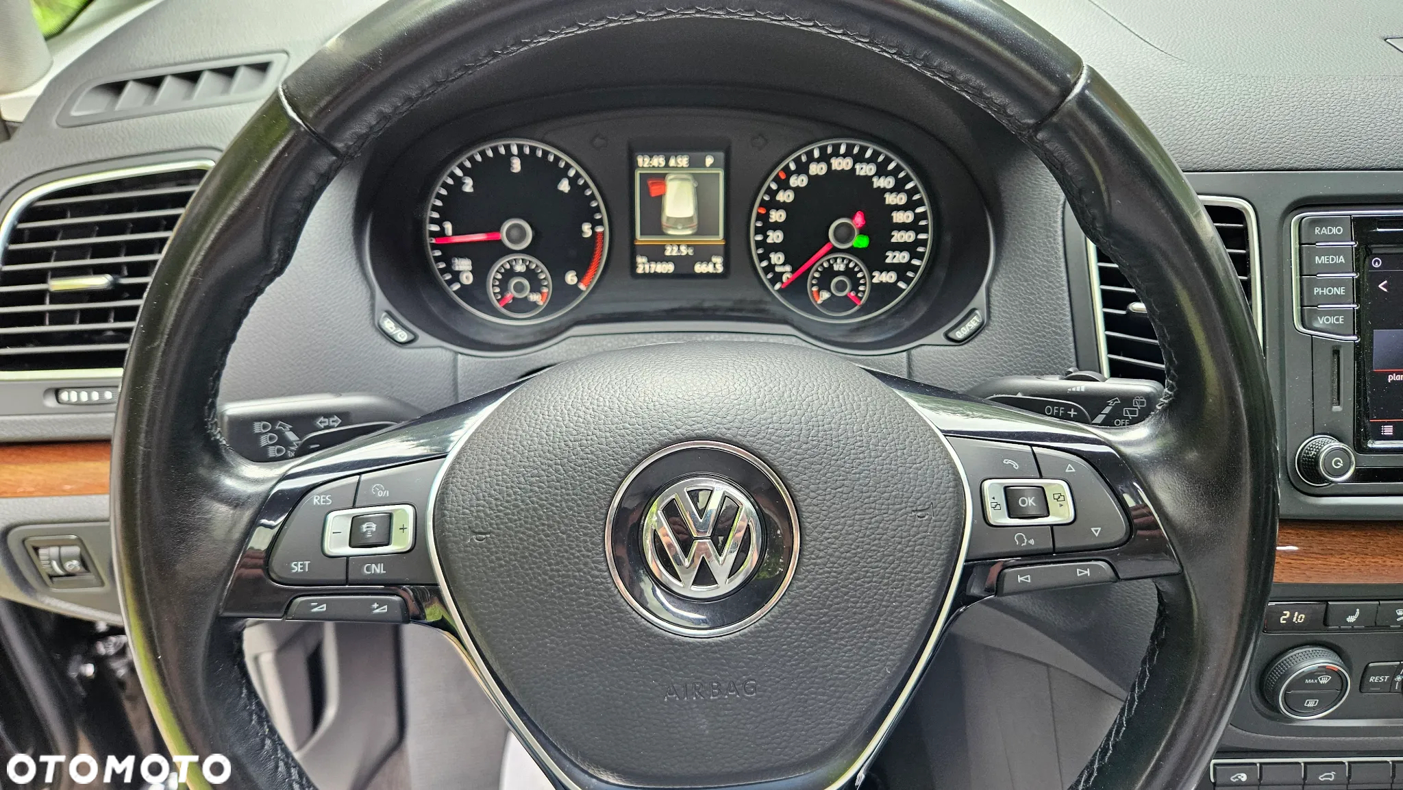 Volkswagen Sharan 2.0 TDI DSG 4MOTION (BlueMotion Technology) Highline - 24