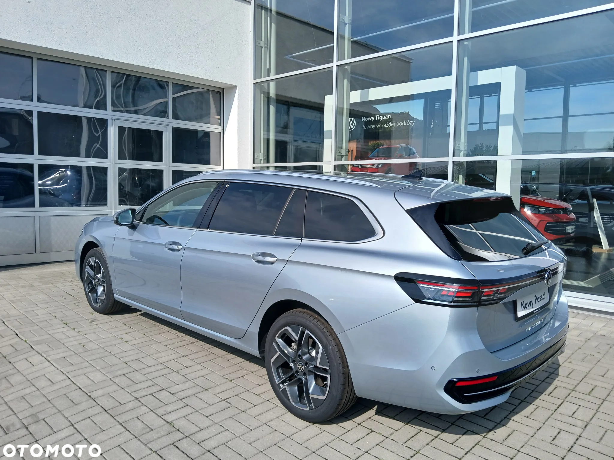 Volkswagen Passat 1.5 TSI ACT mHEV Elegance DSG - 5