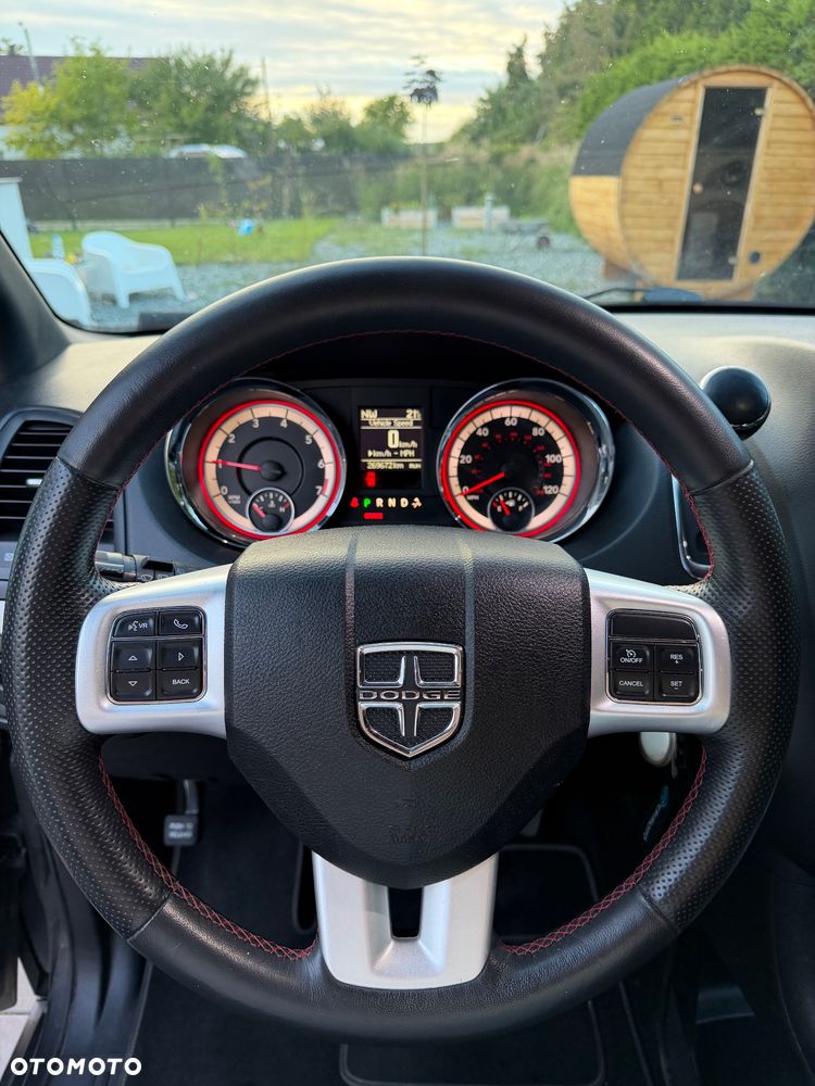 Dodge Grand Caravan 3.6 R/T - 12