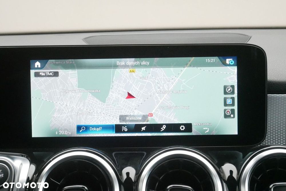 Mercedes-Benz GLB - 22