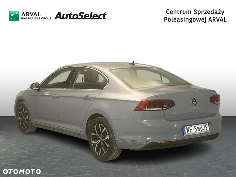 Volkswagen Passat - 3