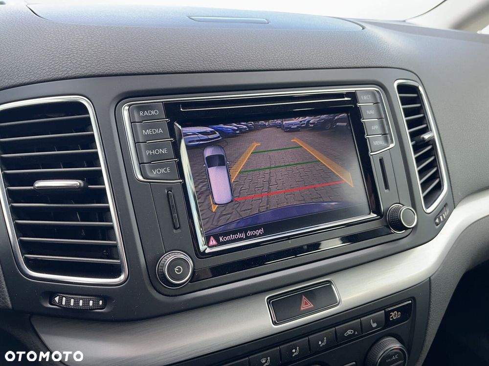 Volkswagen Sharan 2.0 TDI BMT Comfortline DSG - 25