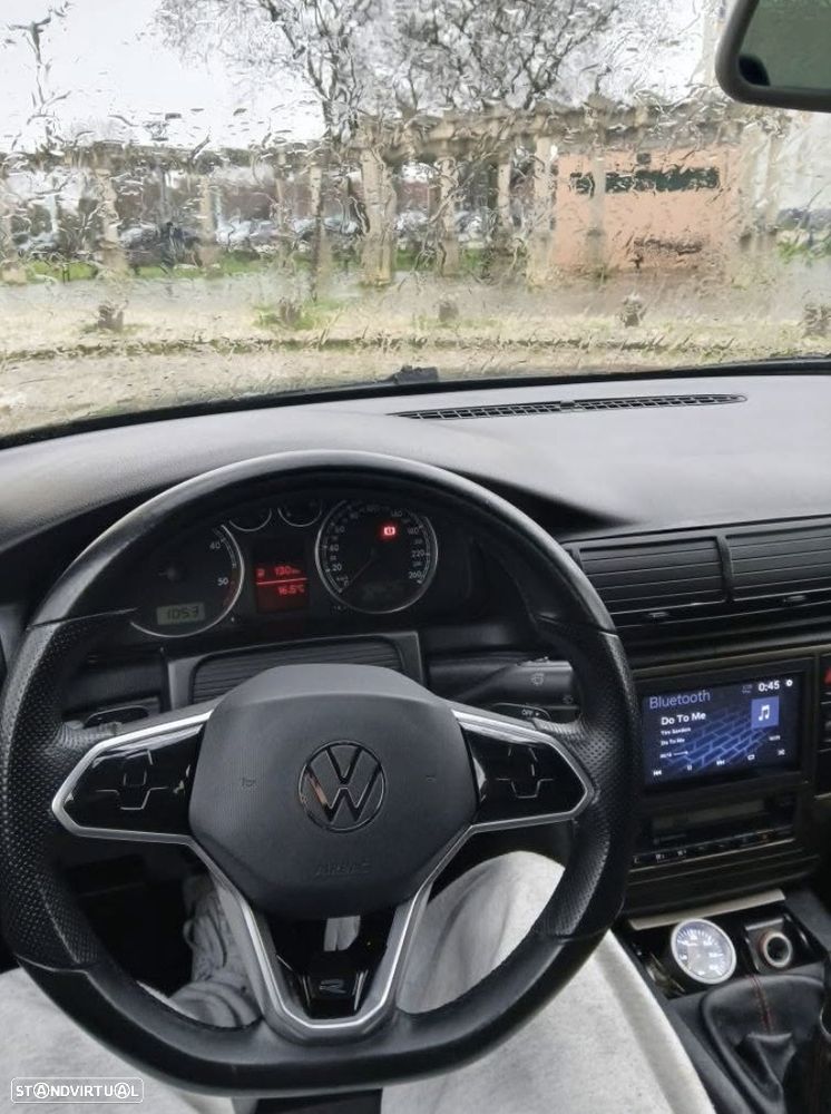 VW Passat 1.9 TDi Highline - 3
