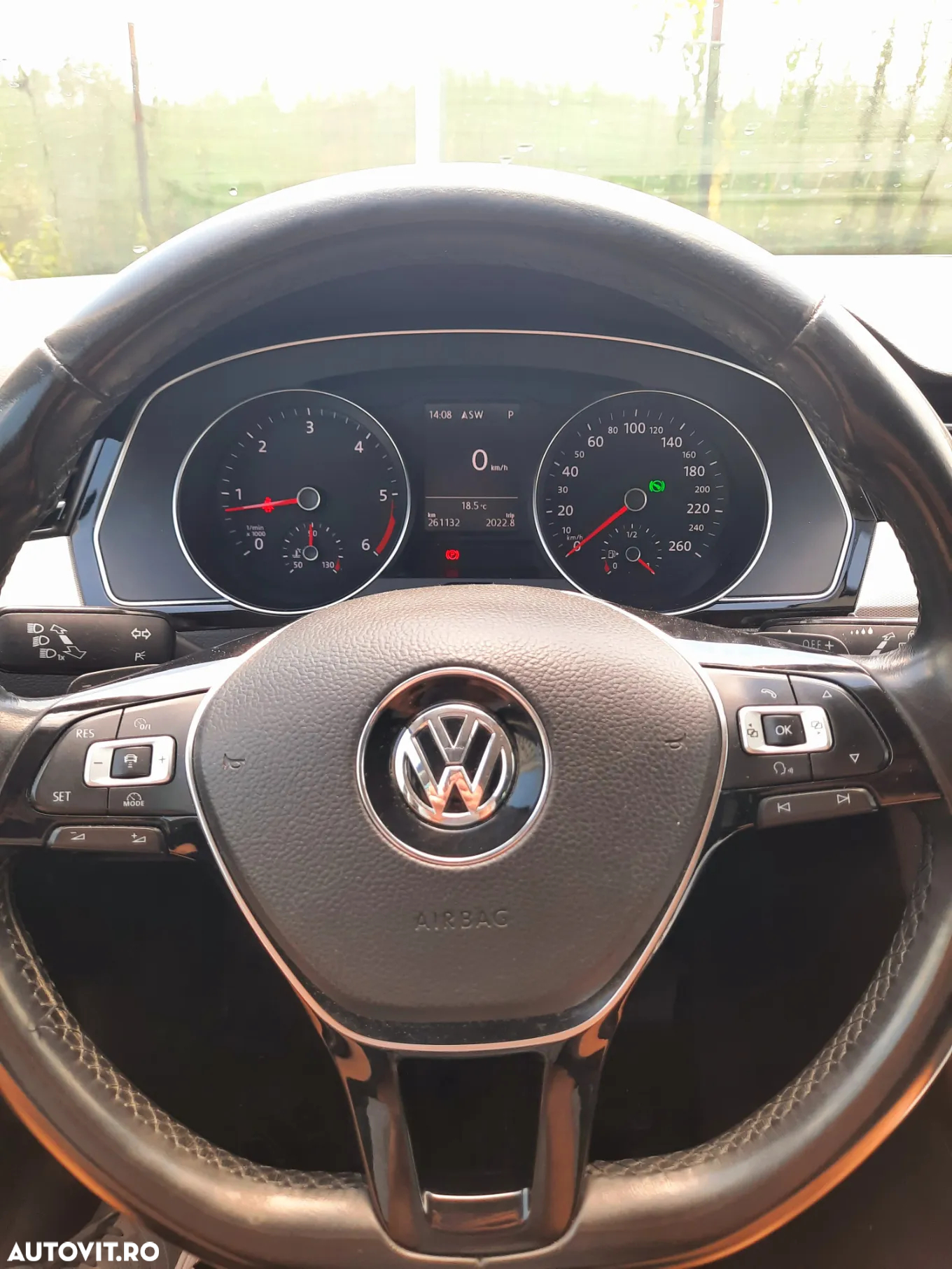 Volkswagen Passat Variant 2.0 TDI SCR DSG - 10