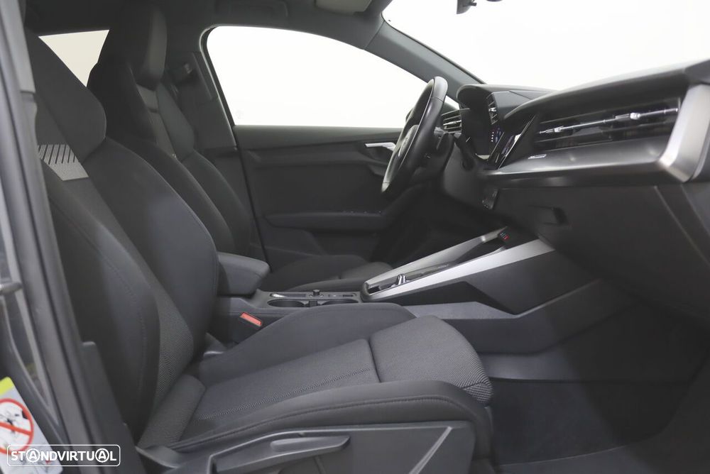 Audi A3 Sportback 30 TFSI S tronic - 11