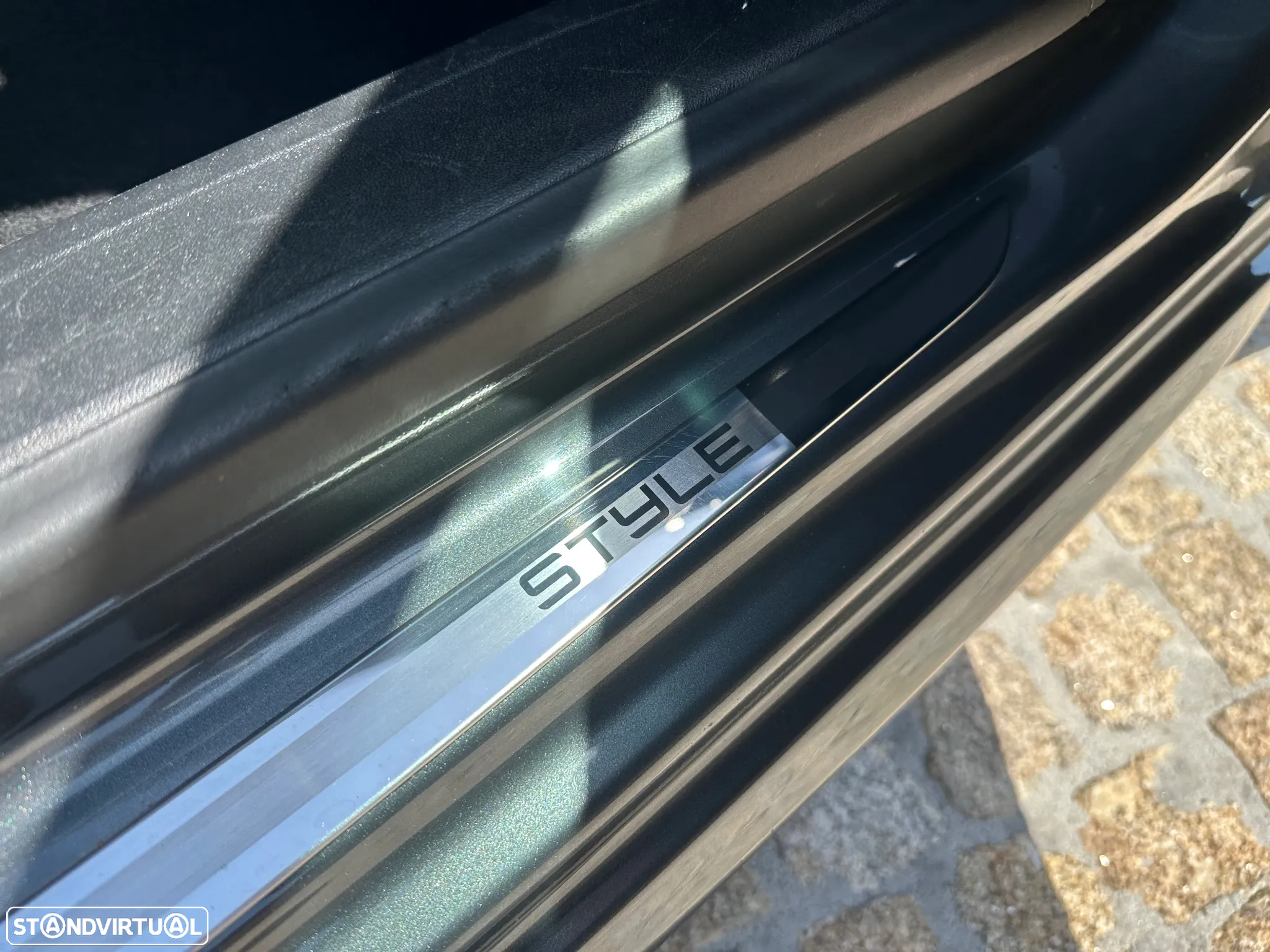 Peugeot 208 1.6 BlueHDi Style - 16