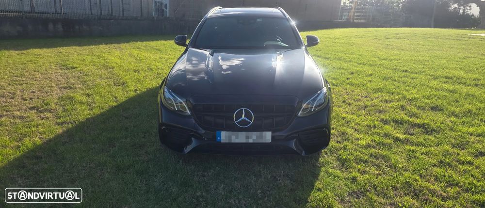 Mercedes-Benz E 220 d AMG 7L - 2