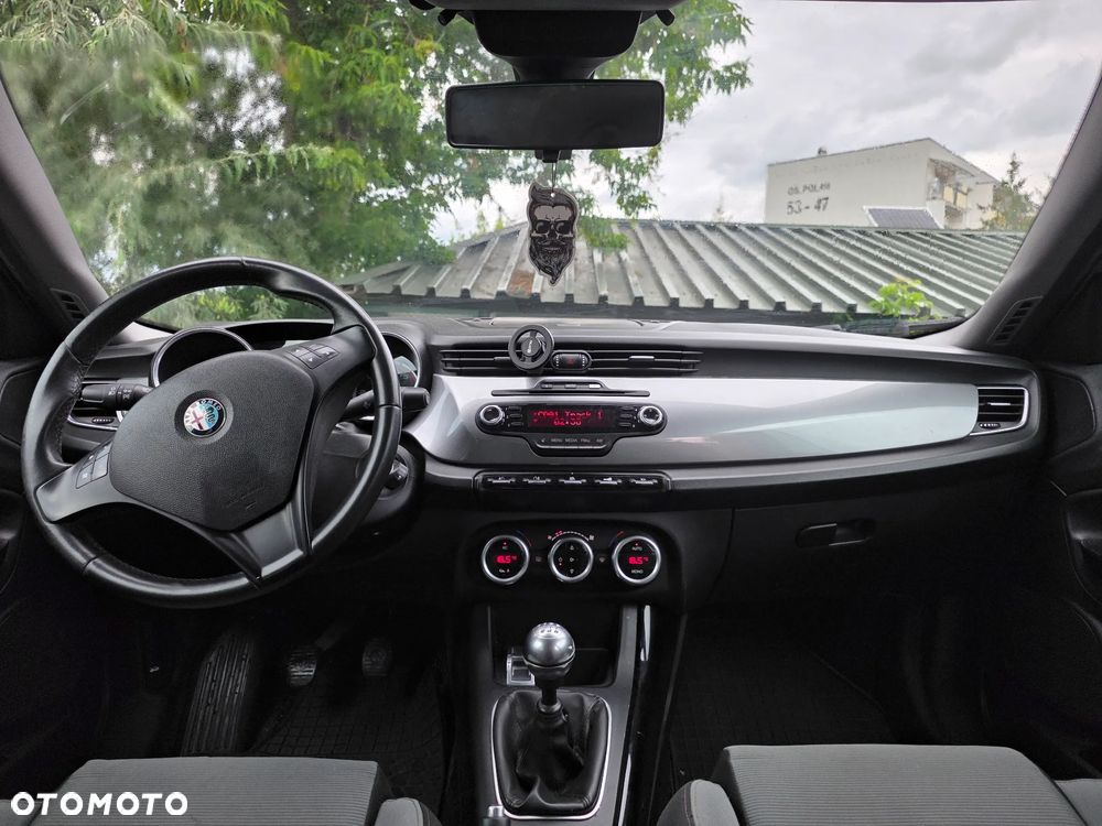 Alfa Romeo Giulietta 2.0 JTDM Distinctive - 3