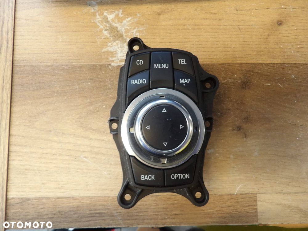 BMW - E90,E91 - KOMPLETNA NAWIGACJA - MONITOR , STACJA , KONTROLER - KOMPLET - 9215646  9283431  9240959 - 6