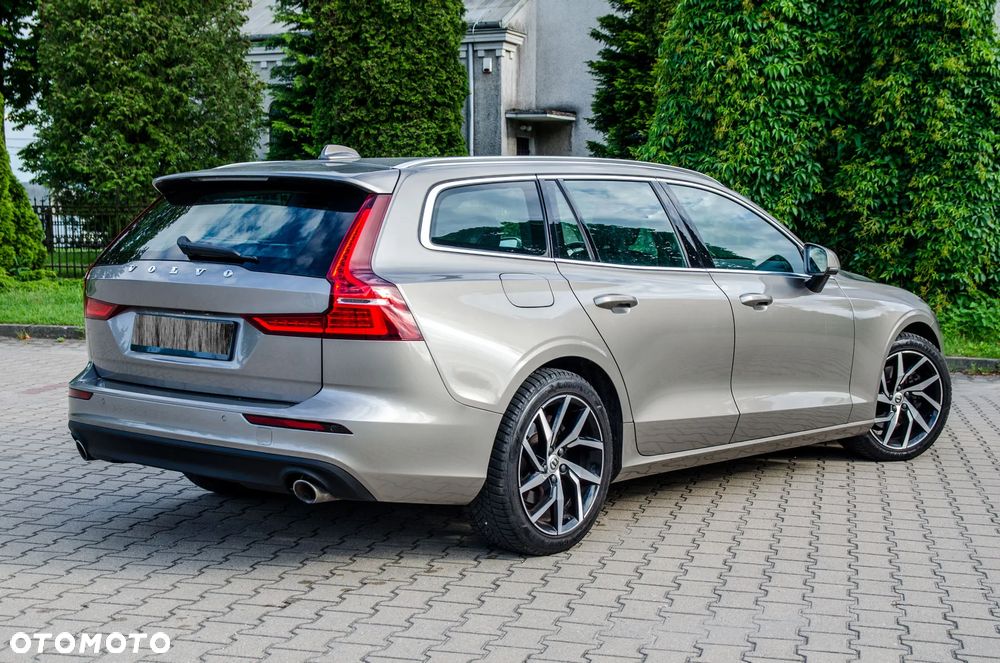 Volvo V60 T4 Geartronic Momentum Pro - 3