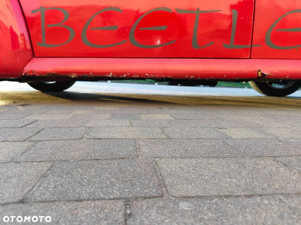 Volkswagen New Beetle - 28