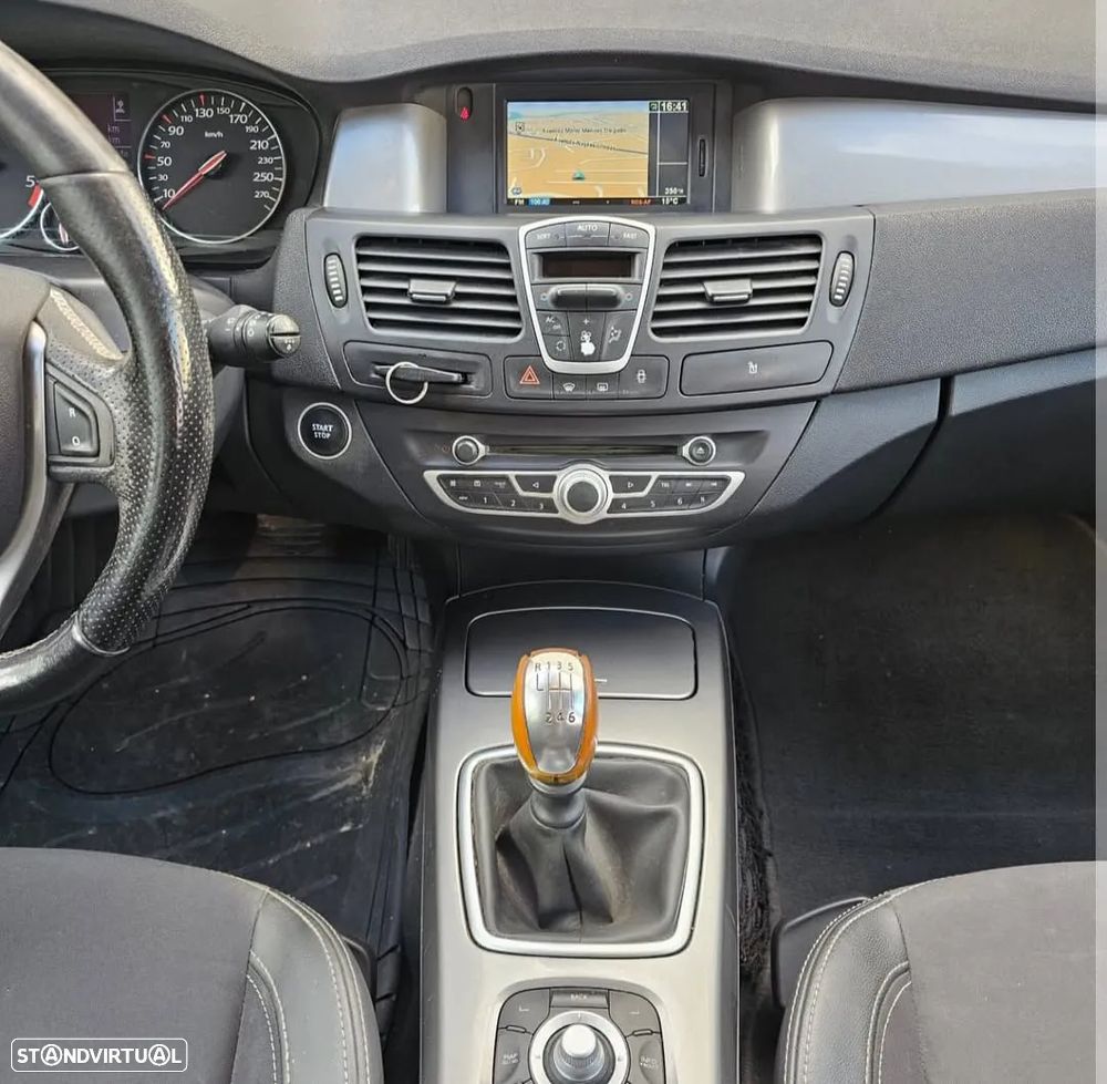 Renault Laguna Break 1.5 dCi SE Black Line - 8