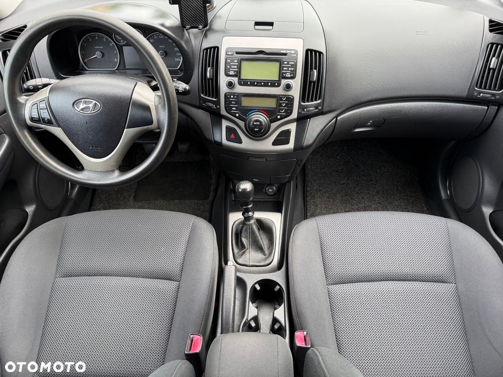 Hyundai i30 1.6 blue Style - 19
